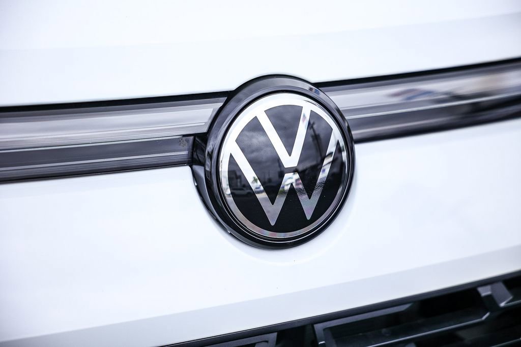 New 2026 Volkswagen Tiguan S image 14