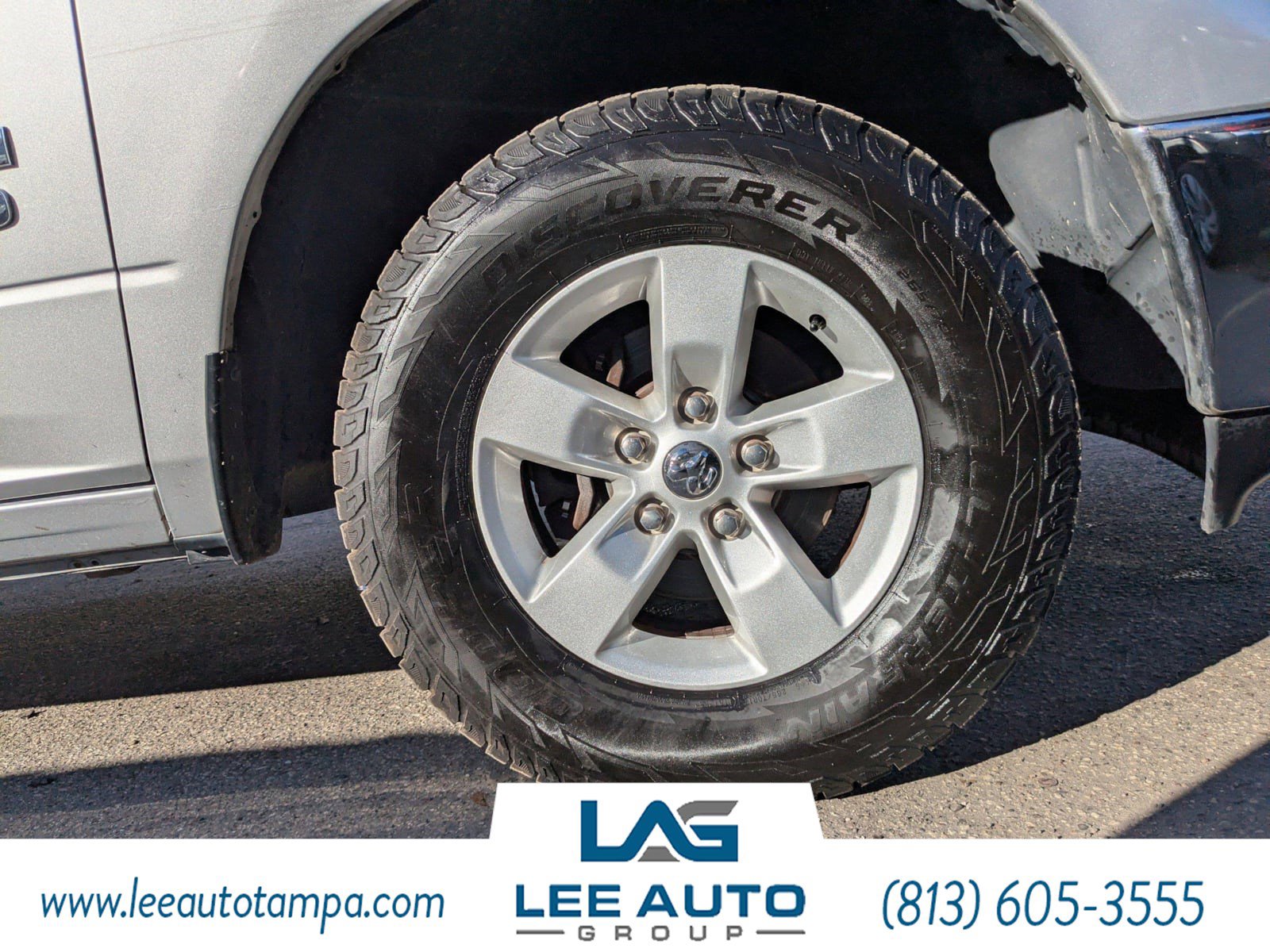 Used 2018 RAM 1500 Classic SLT AWD/4WD image 10
