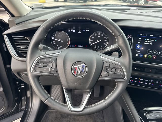 Used 2023 Buick Envision Avenir image 11