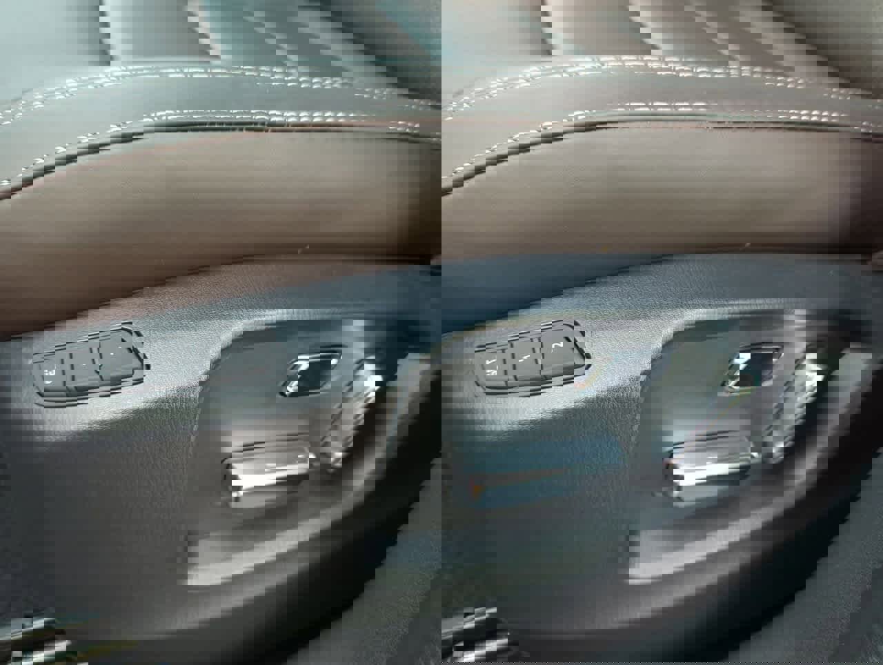 Used 2025 MAZDA CX-5 Signature image 15