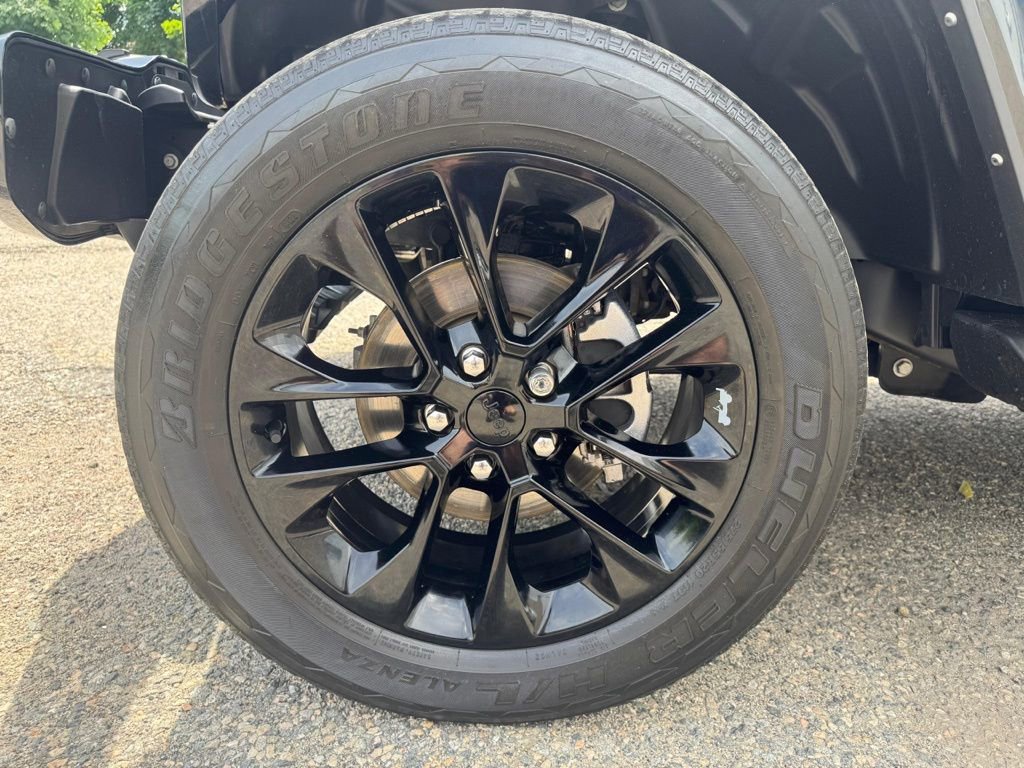 Used 2022 Jeep Wrangler Unlimited Sahara AWD/4WD image 10