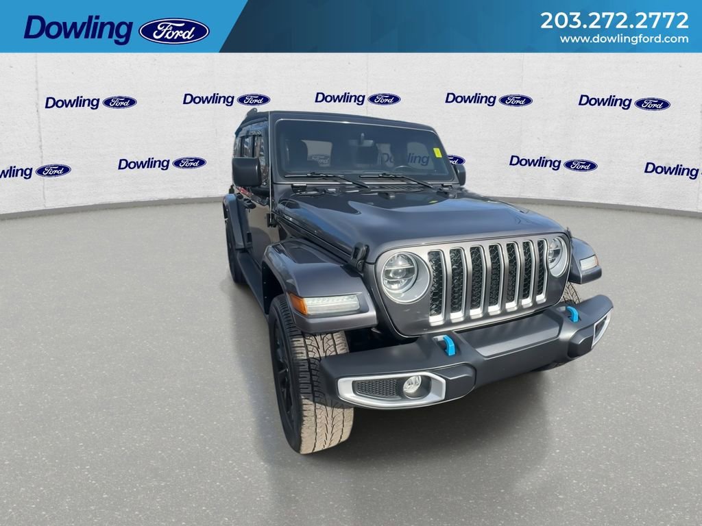 Used 2022 Jeep Wrangler Unlimited Sahara w/ Cold Weather Group image 5
