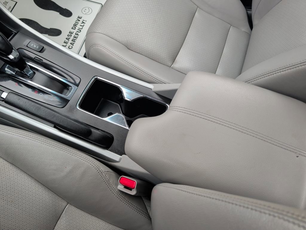 Used 2015 Honda Accord EX-L image 17