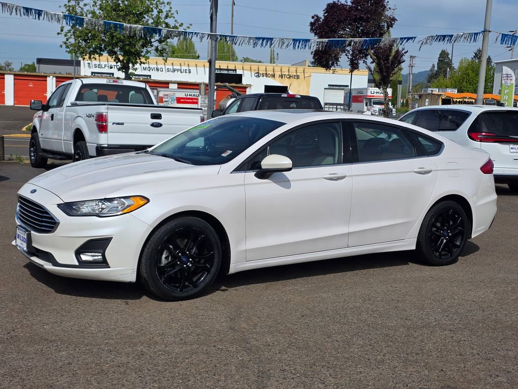 Used 2019 Ford Fusion SE w/ Equipment Group 151A FWD image 26