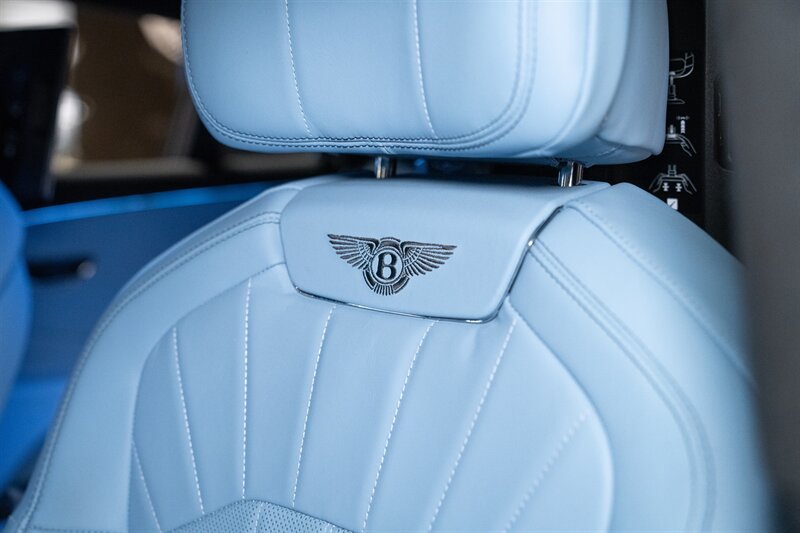 Used 2024 Bentley Flying Spur V8 AWD/4WD image 46