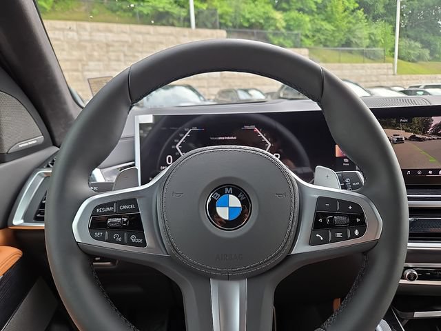 New 2027 BMW X7 xDrive40i w/ M Sport Package AWD/4WD image 9