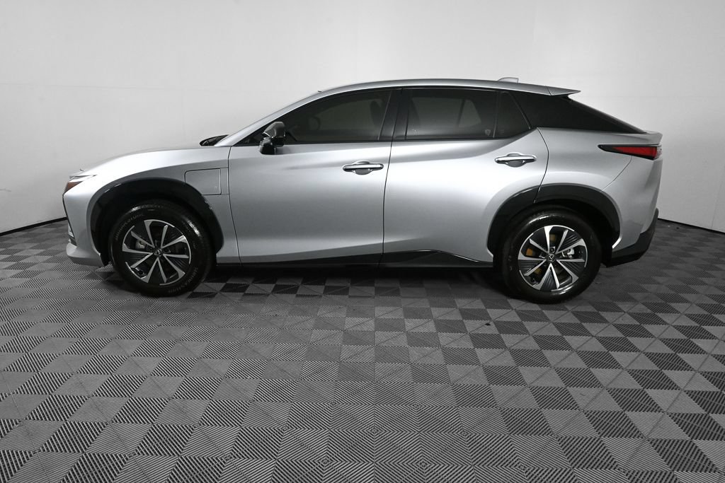 Used 2024 Lexus RZ 300e Premium w/ Accessory Package (2T) FWD image 3