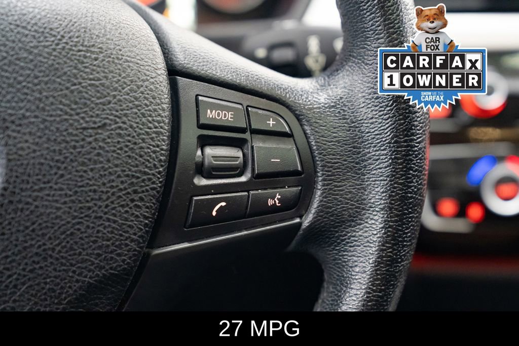 Used 2017 BMW 320i Sedan RWD image 15