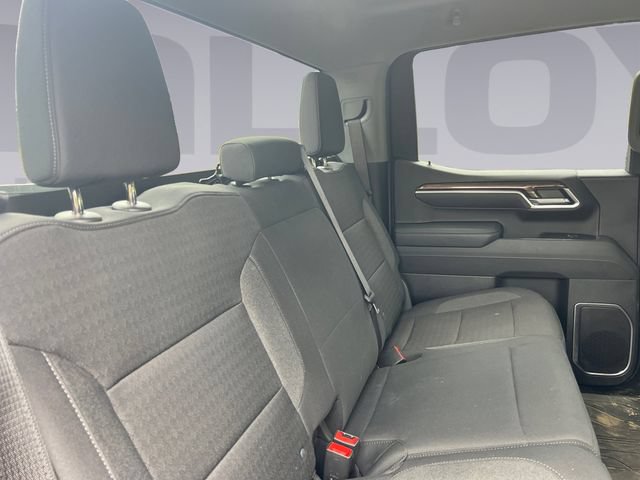 Certified 2026 Chevrolet Silverado 1500 LT w/ LPO, Dark Essentials Package AWD/4WD image 18