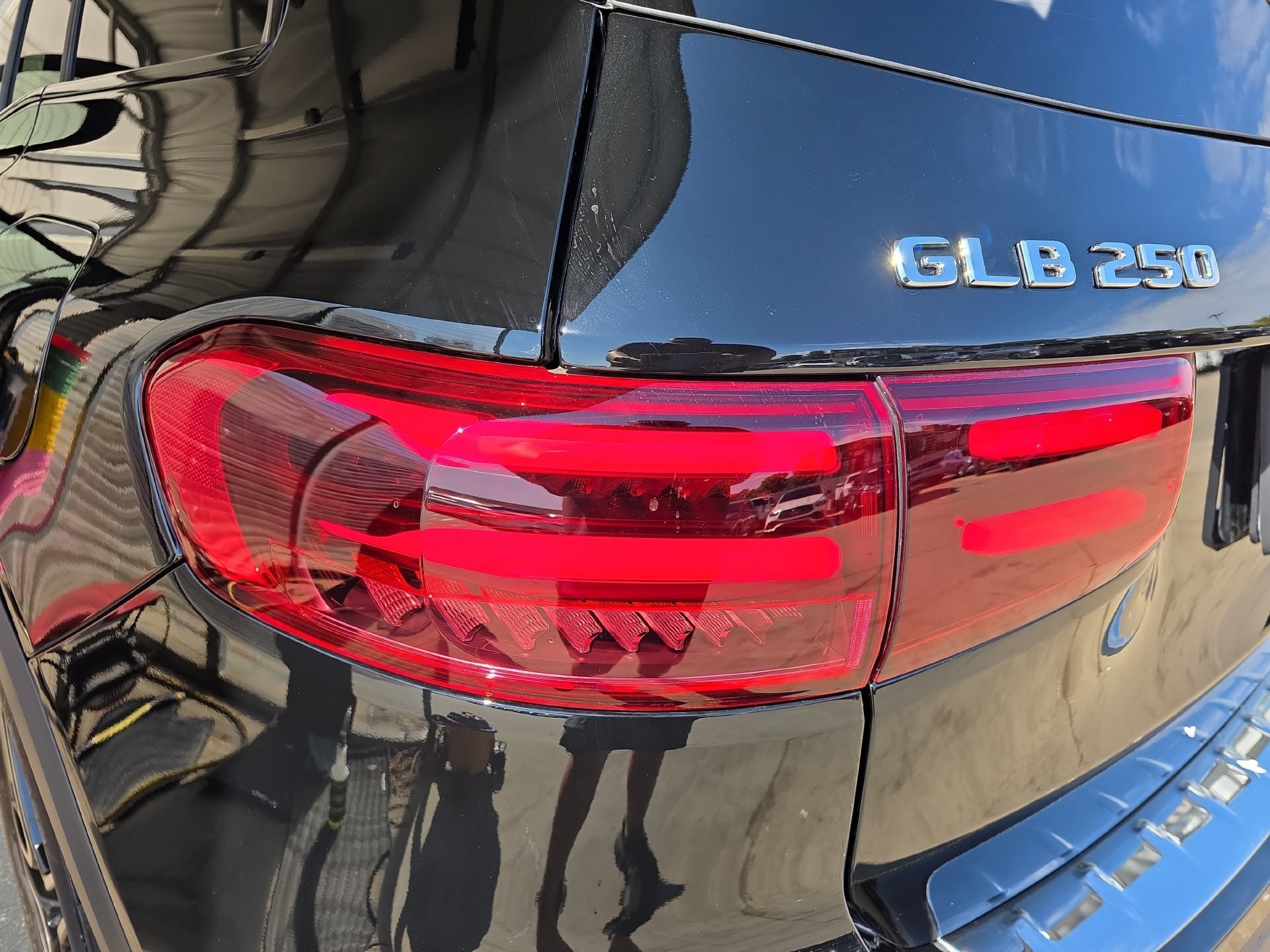 Used 2026 Mercedes-Benz GLB 250 image 33