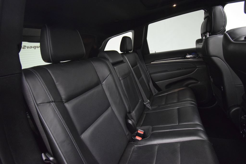 Used 2021 Jeep Grand Cherokee Overland AWD/4WD image 27