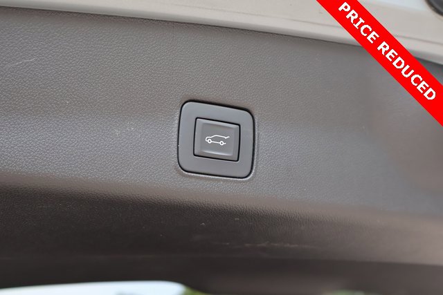 Used 2023 Chevrolet TrailBlazer RS w/ Sun and Liftgate Package image 22