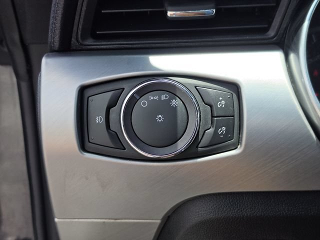 Used 2020 Ford Mustang Premium RWD image 27