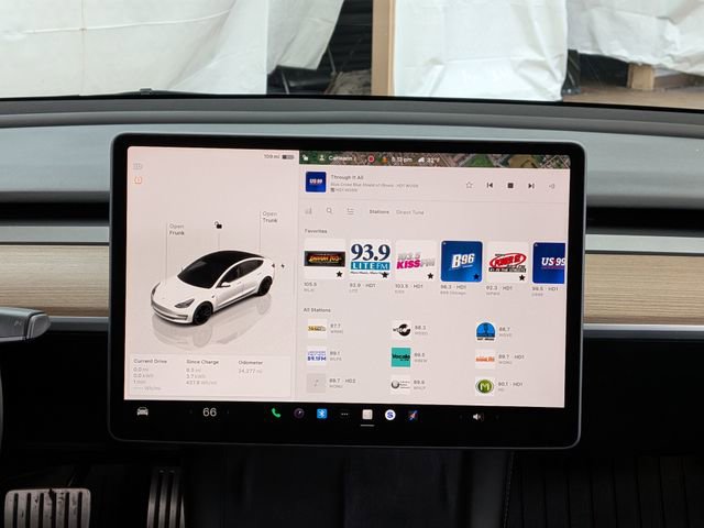 Used 2022 Tesla Model 3 Performance image 34