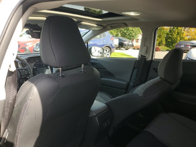 Certified 2024 Subaru Crosstrek 2.0i Premium AWD/4WD image 9