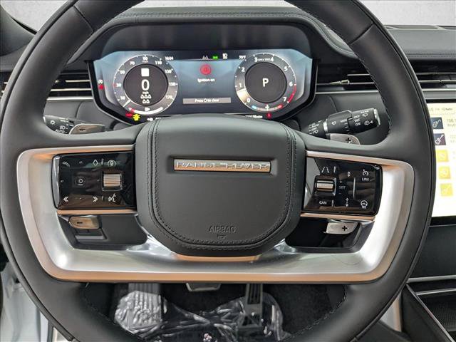 New 2026 Land Rover Range Rover Long Wheelbase SE image 12