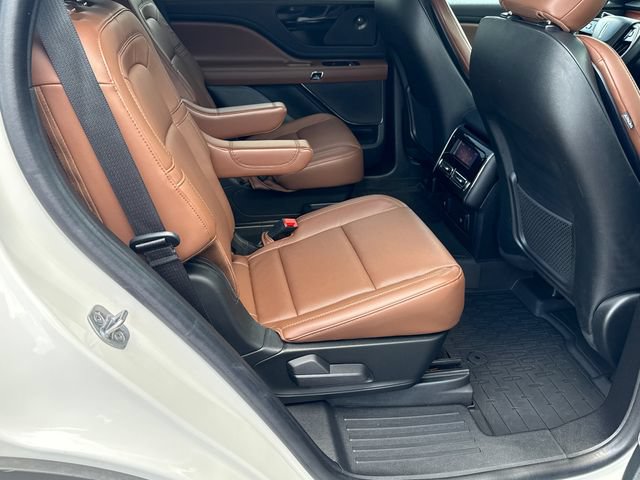 Used 2022 Lincoln Aviator Reserve RWD image 15