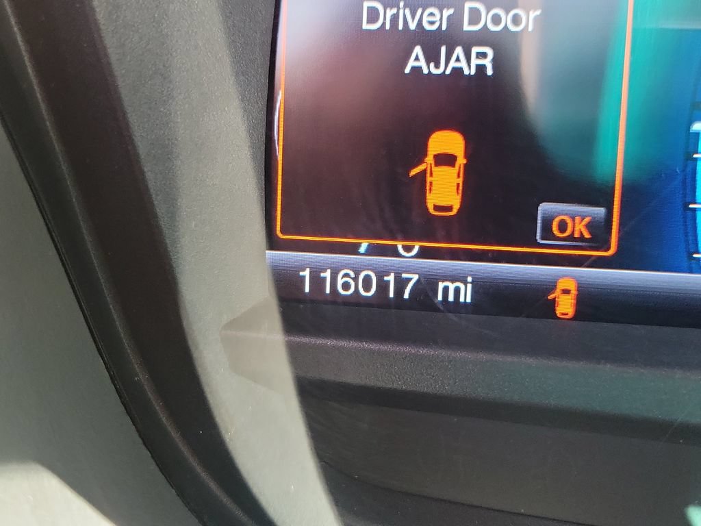 Used 2014 Ford Explorer Limited w/ Equipment Group 302A AWD/4WD image 29