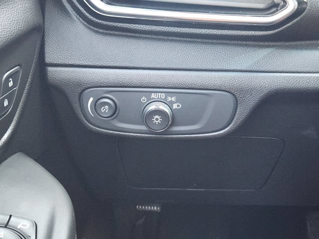 Used 2023 Chevrolet Bolt LT w/ Infotainment Package FWD image 25