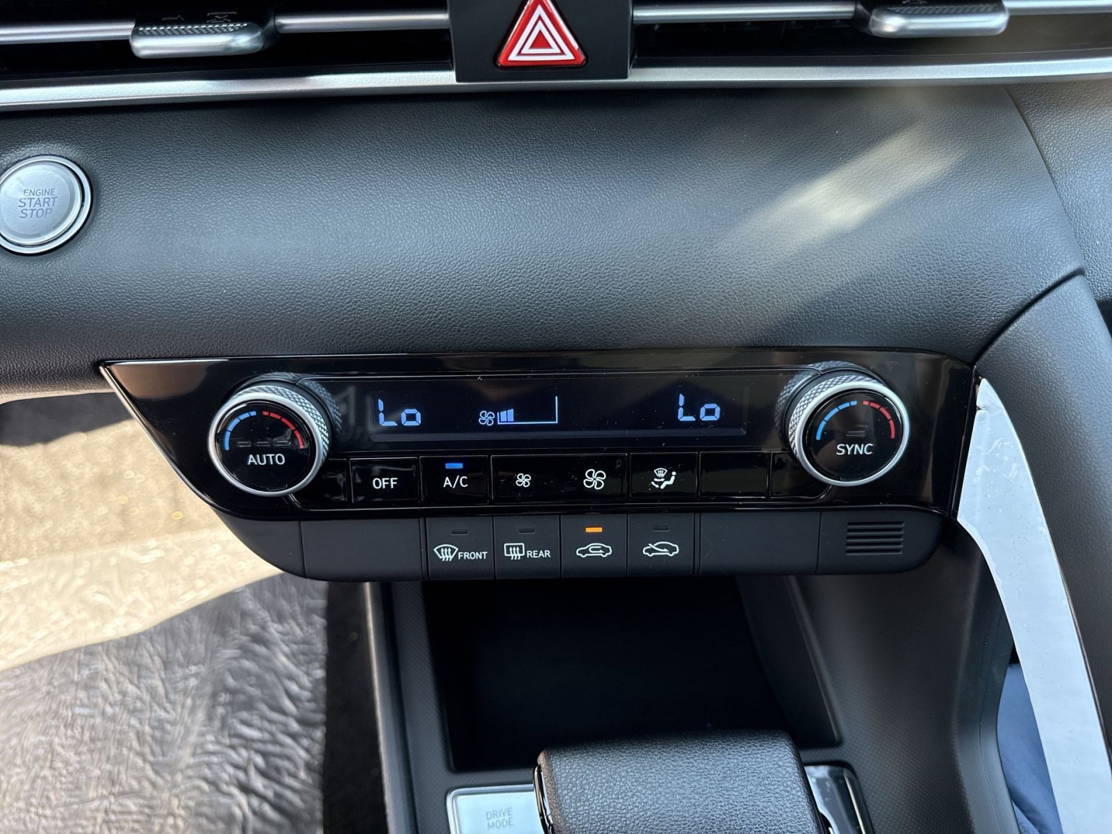 New 2026 Hyundai Elantra Blue image 20