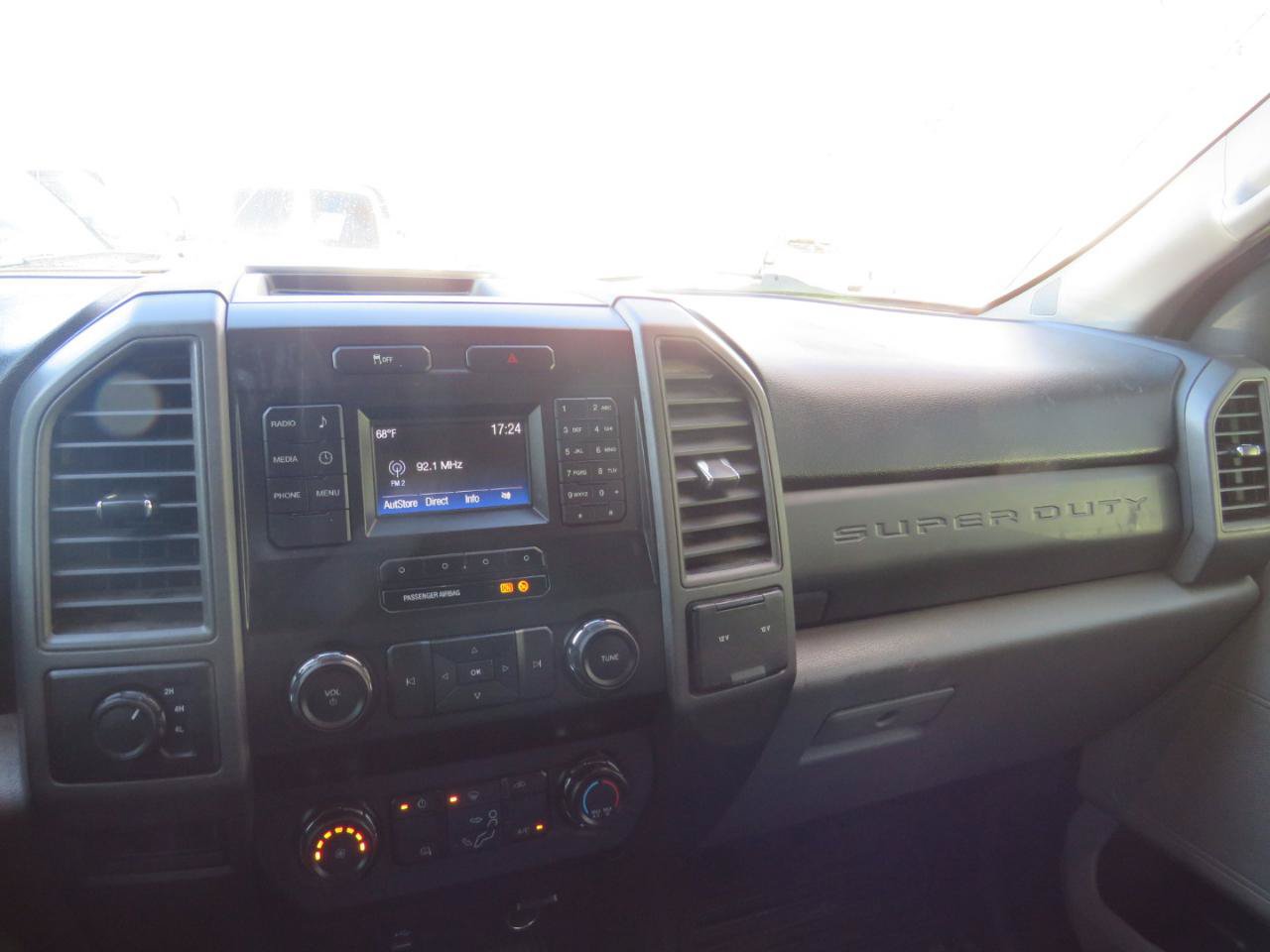 Used 2019 Ford F250 XL w/ Power Equipment Group AWD/4WD image 24