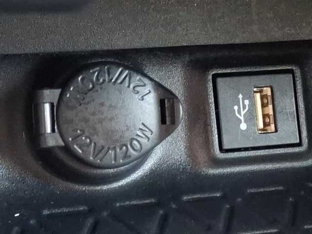 Certified 2025 Toyota RAV4 XLE AWD/4WD image 25