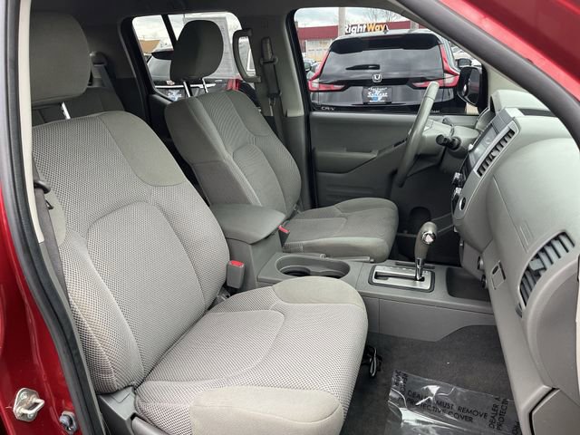 Used 2019 Nissan Frontier SV image 26