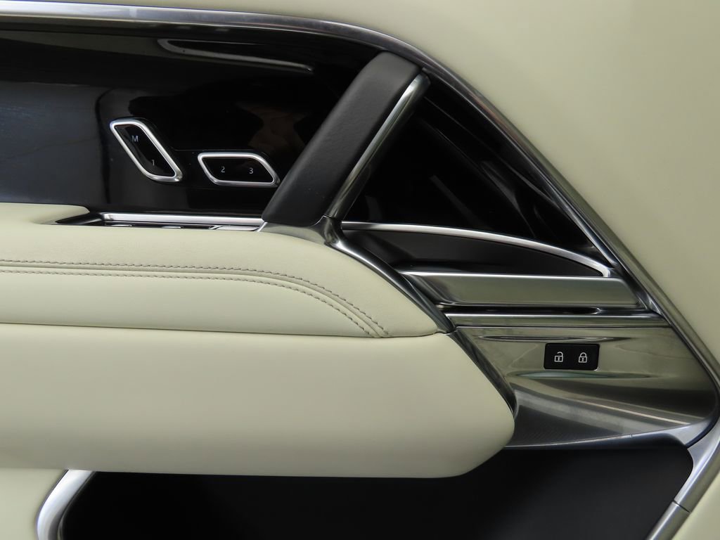 Certified 2023 Land Rover Range Rover Long Wheelbase SE image 22