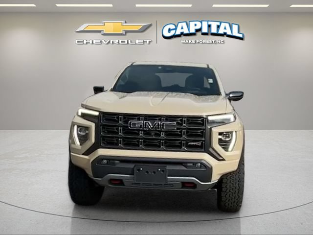 Used 2023 GMC Canyon AT4 w/ AT4 Premium Package AWD/4WD image 8
