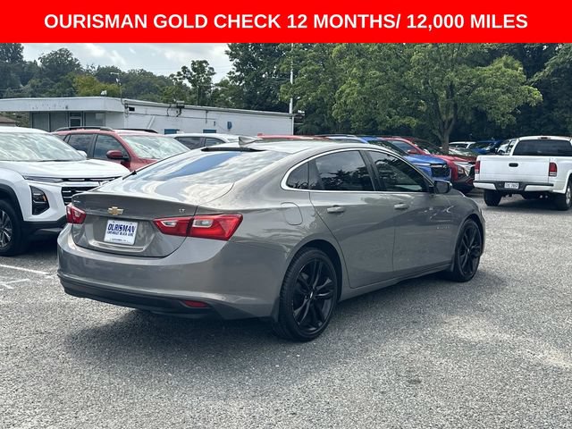 Used 2018 Chevrolet Malibu LT w/ Driver Confidence Package FWD image 2