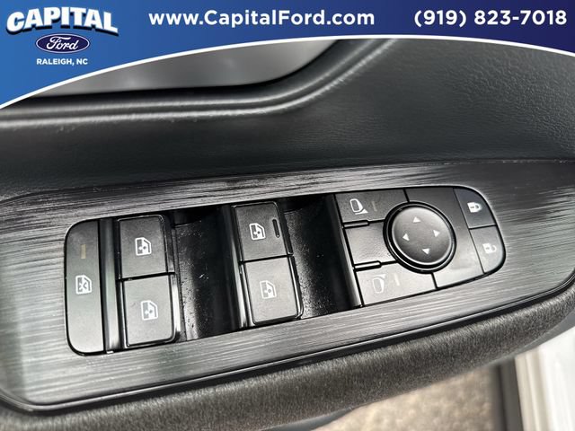 Used 2025 Nissan Kicks SV w/ SV Premium Package FWD image 21