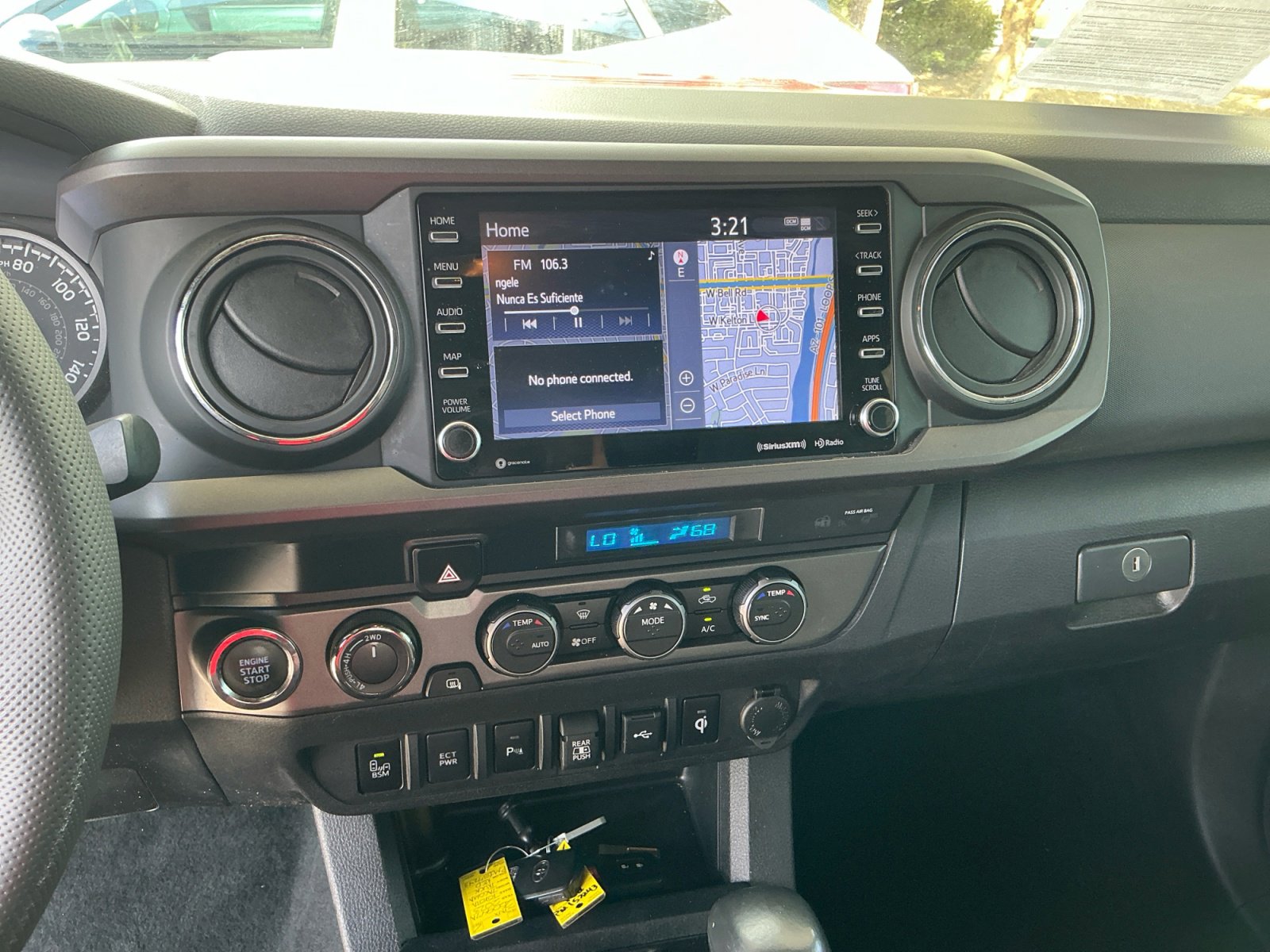 Used 2023 Toyota Tacoma TRD Sport w/ Advanced Technology Package image 12