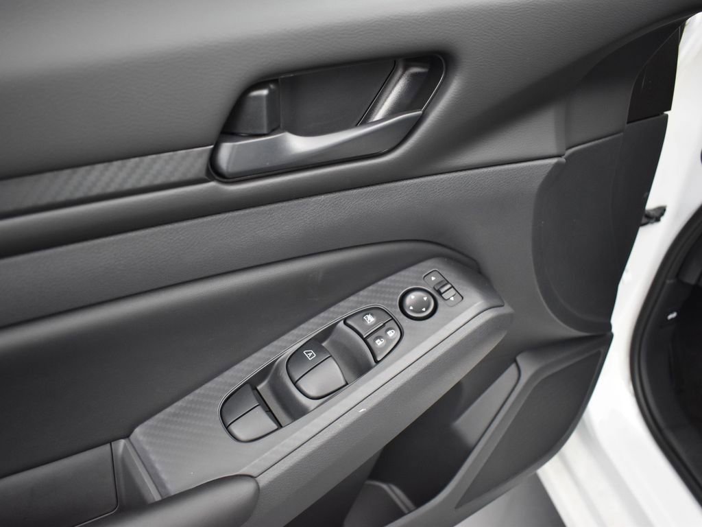 Used 2025 Nissan Altima 2.5 S image 25