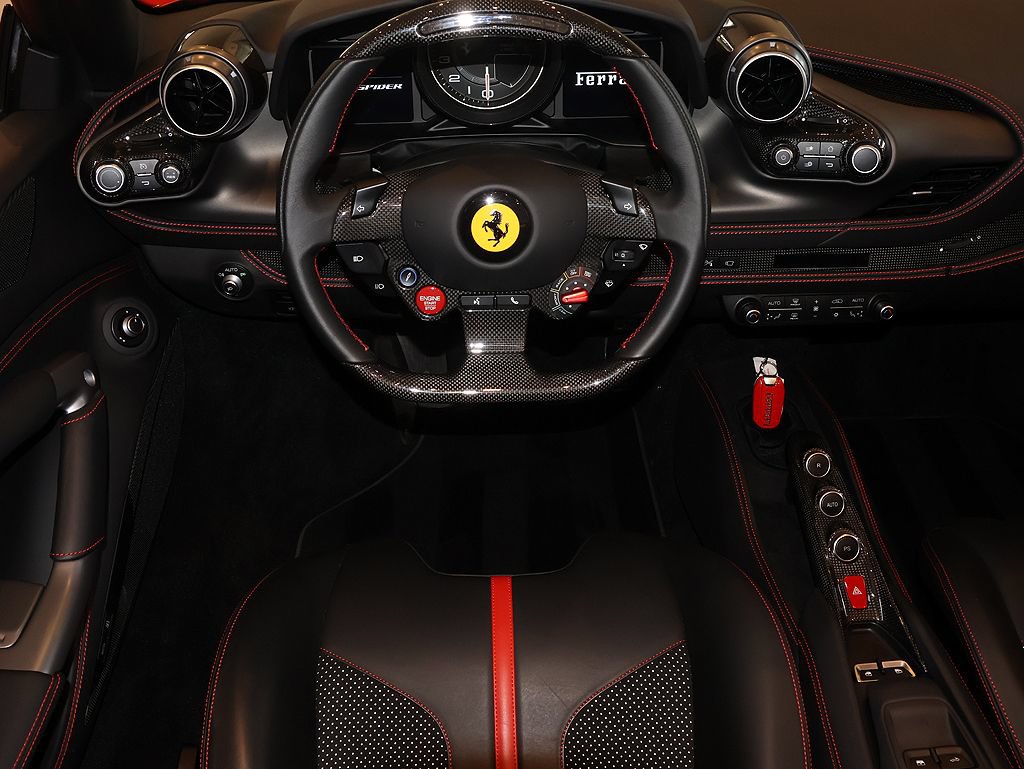Certified 2023 Ferrari F8 Tributo RWD image 6