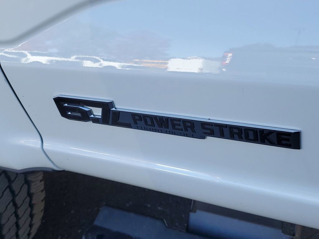 New 2026 Ford F350 Lariat w/ Black Appearance Package image 36