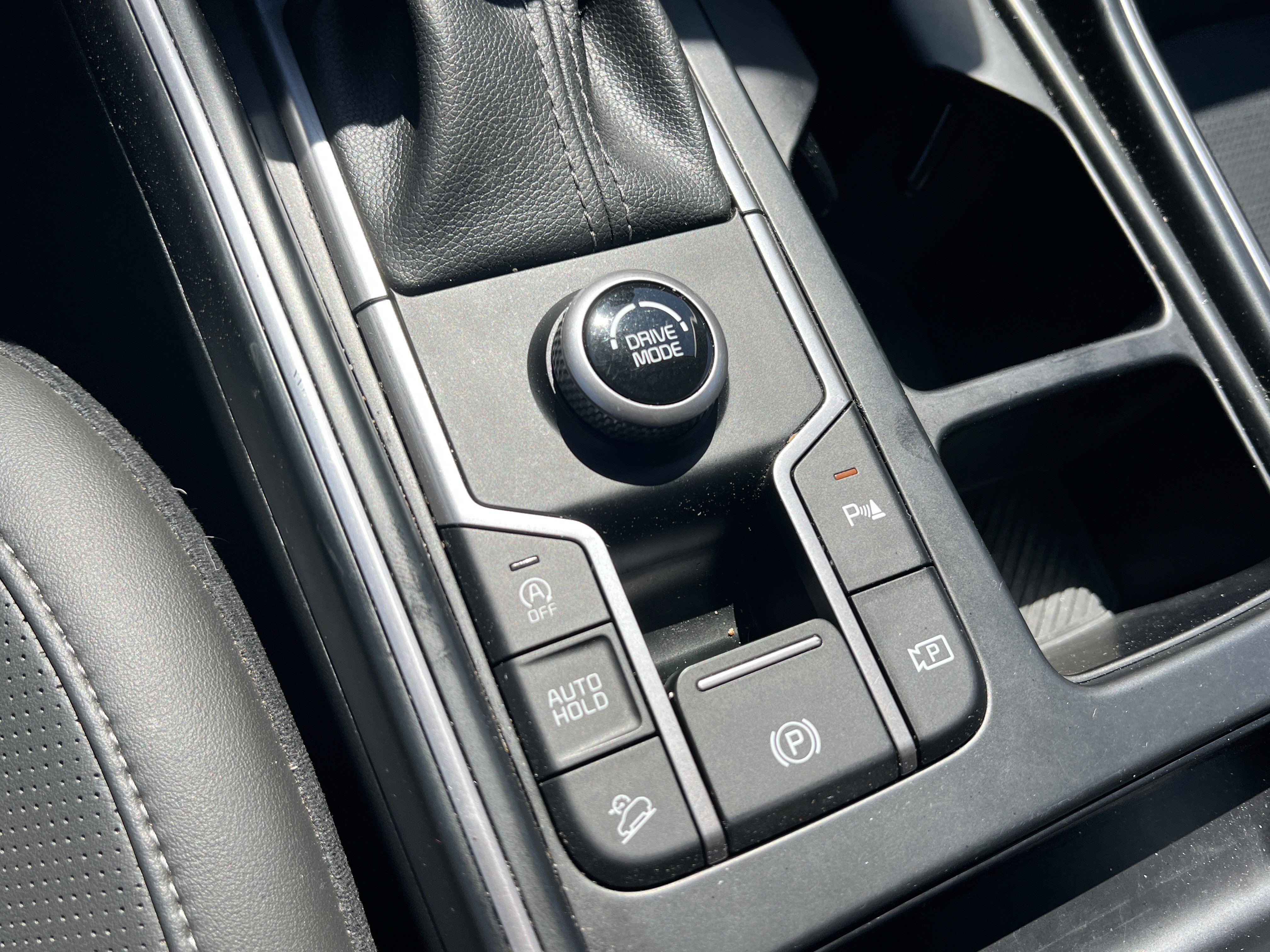 Certified 2025 Kia Sorento S image 31