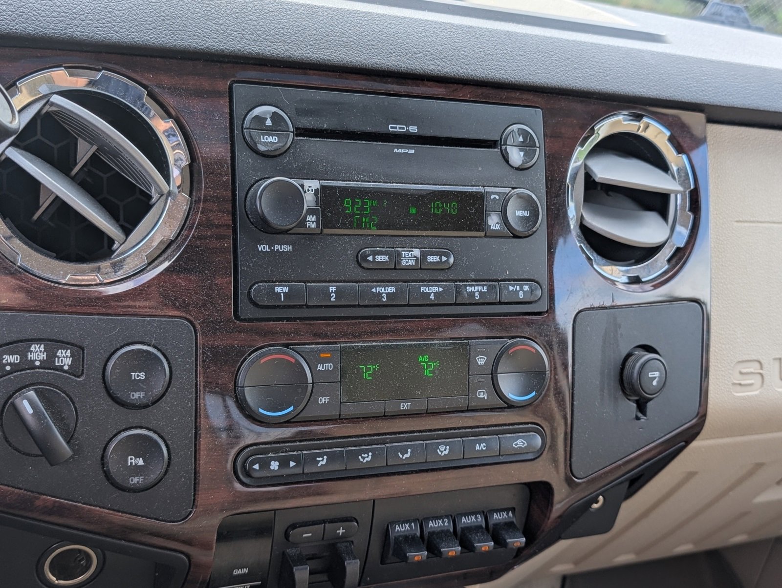 Used 2008 Ford F350 Lariat image 9