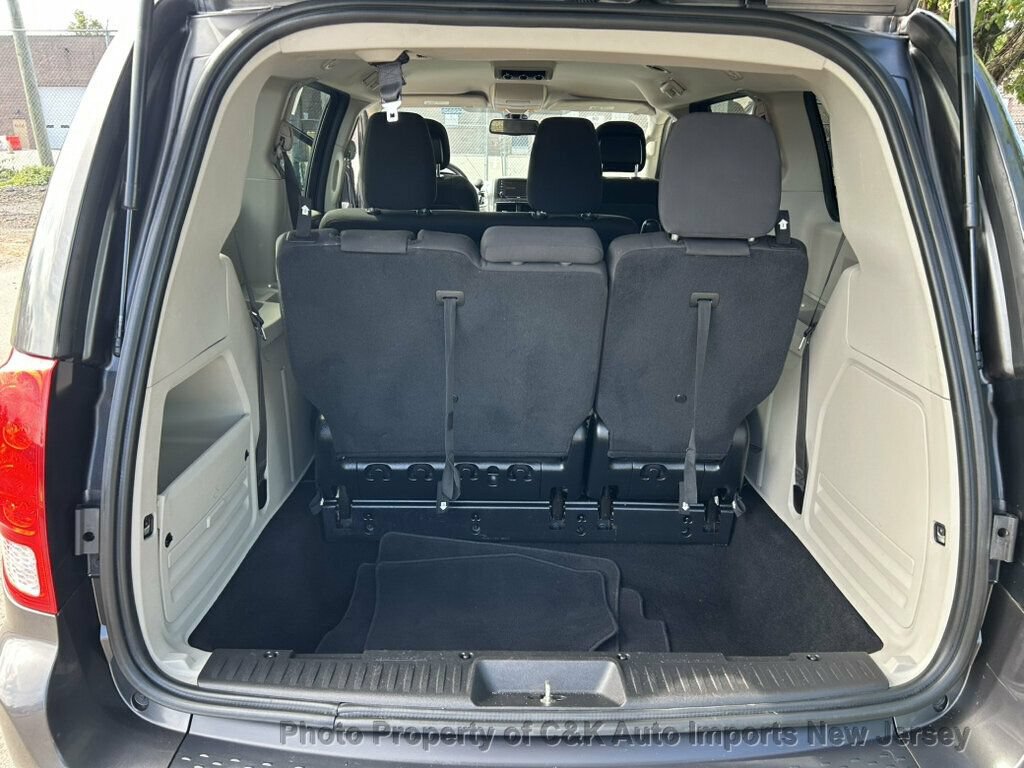 Used 2019 Dodge Grand Caravan SE w/ UConnect Hands-Free Group FWD image 37
