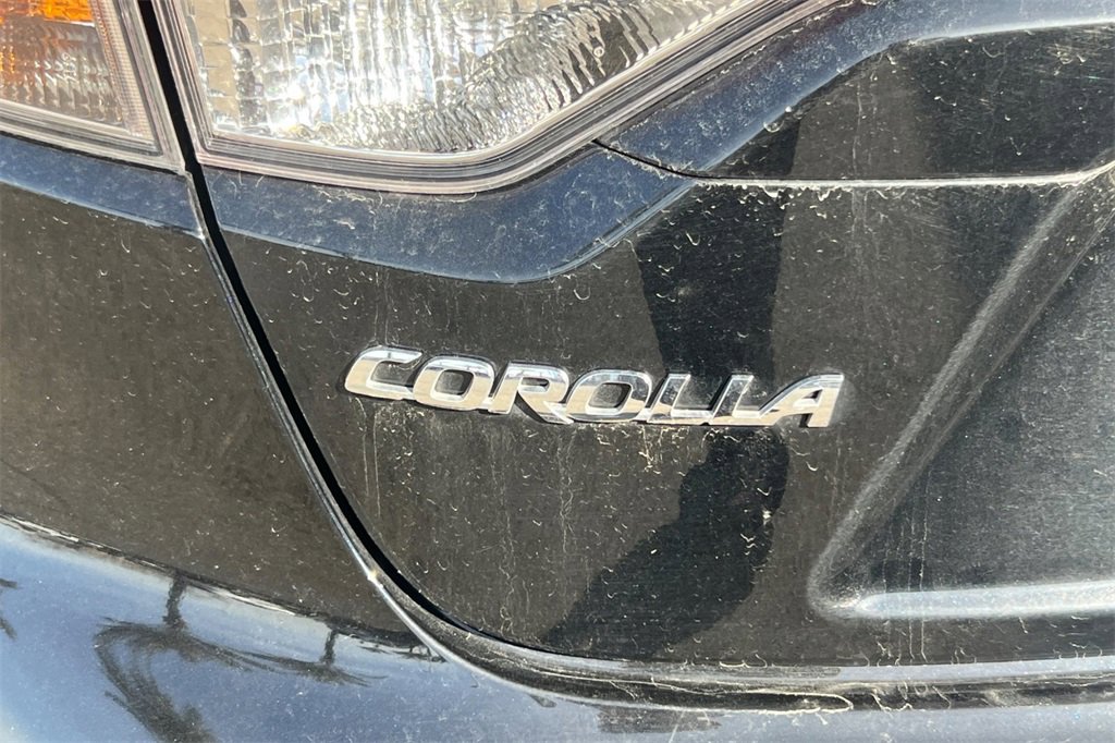 Used 2025 Toyota Corolla LE image 7