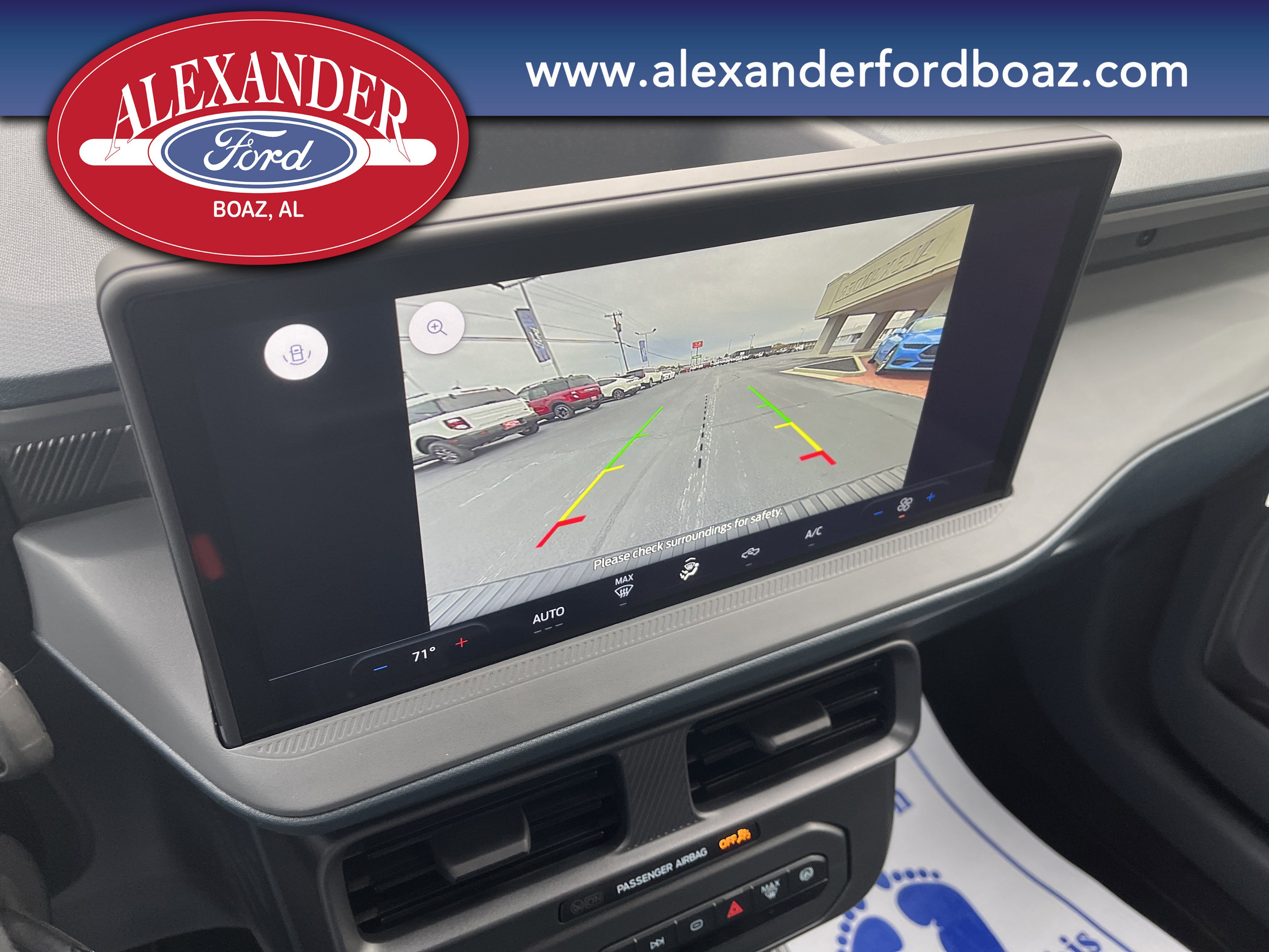 New 2025 Ford Maverick XL image 25