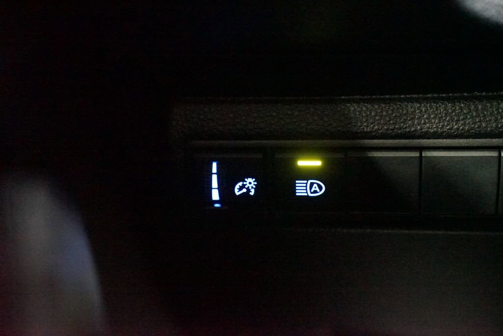 Certified 2022 Toyota Corolla LE image 21