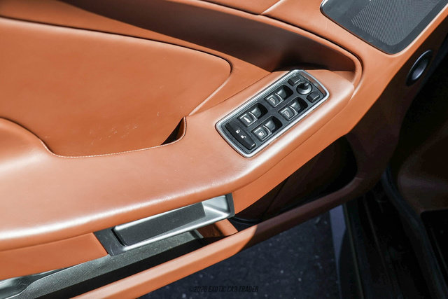 Used 2015 Aston Martin Vanquish Coupe RWD image 42