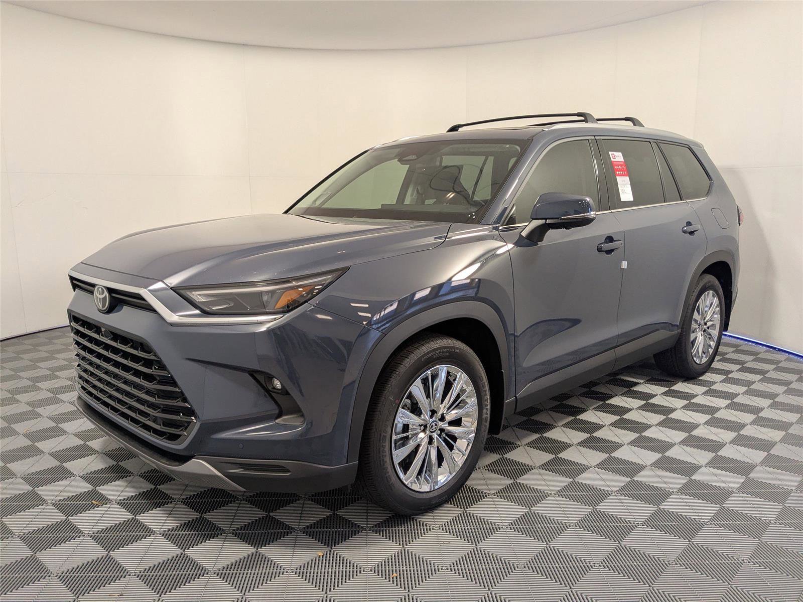 New 2026 Toyota Grand Highlander Platinum image 1