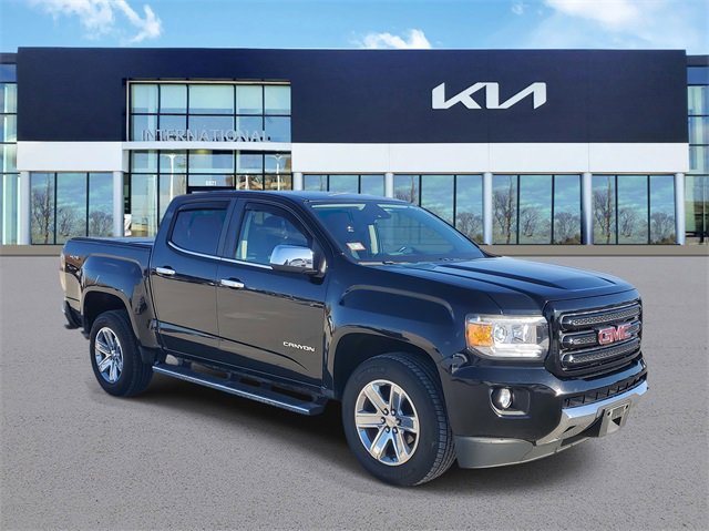 Used 2016 GMC Canyon SLT w/ Driver Alert Package image 2