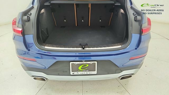 Used 2025 BMW X4 xDrive30i AWD/4WD image 14