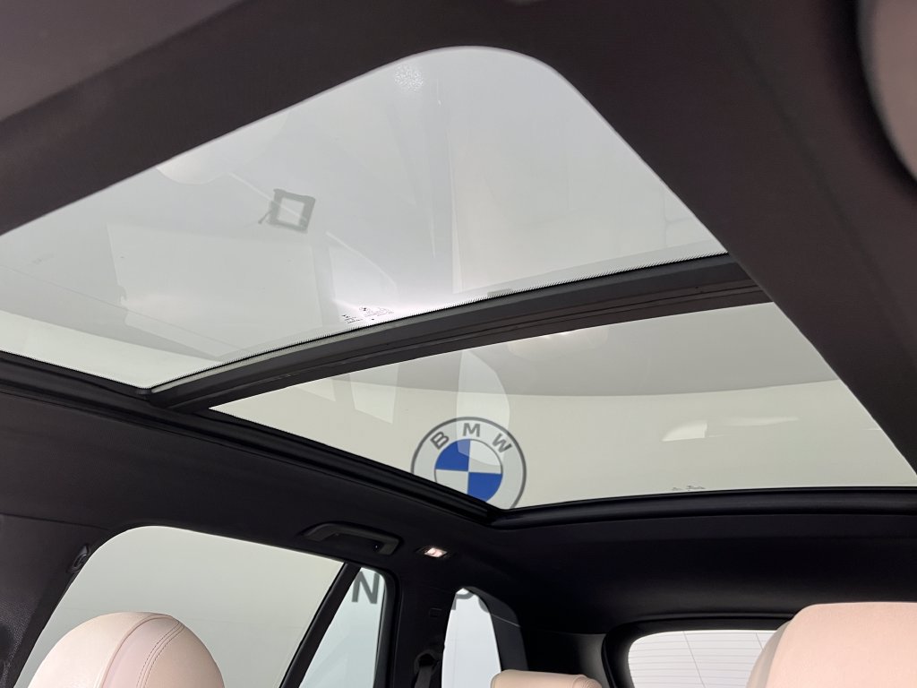Used 2021 BMW X5 xDrive40i w/ Premium Package AWD/4WD image 27