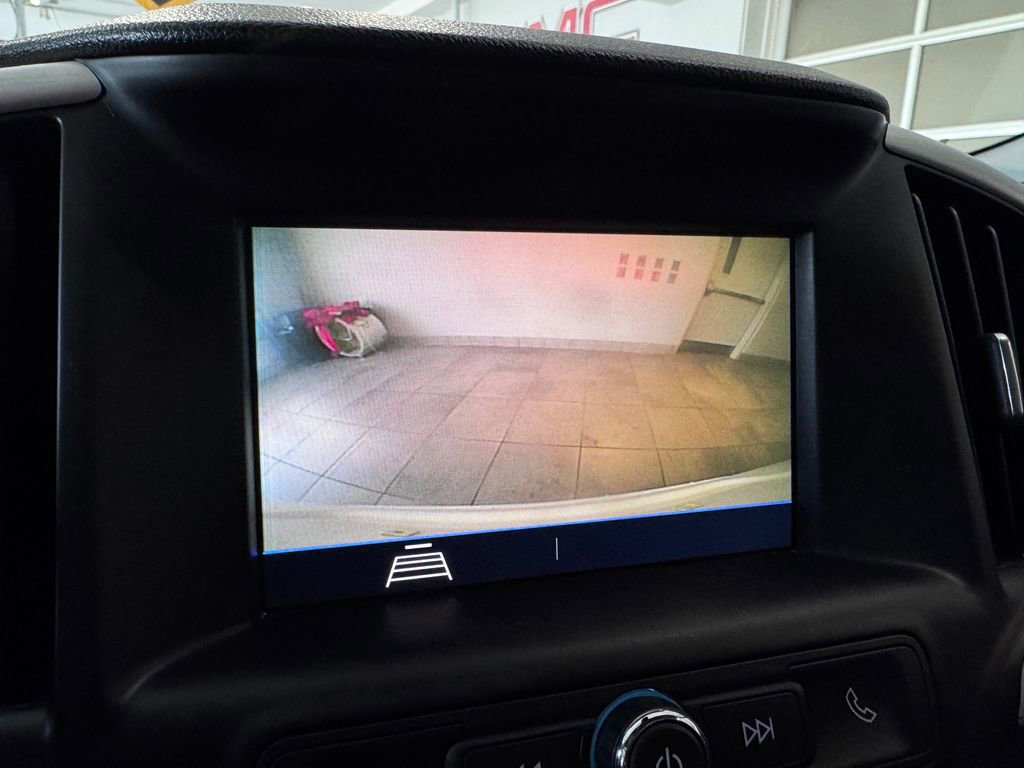 Used 2021 GMC Terrain SLE w/ Driver Convenience Package image 19