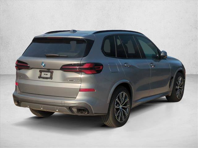 Certified 2026 BMW X5 xDrive50e w/ M Sport Package AWD/4WD image 5