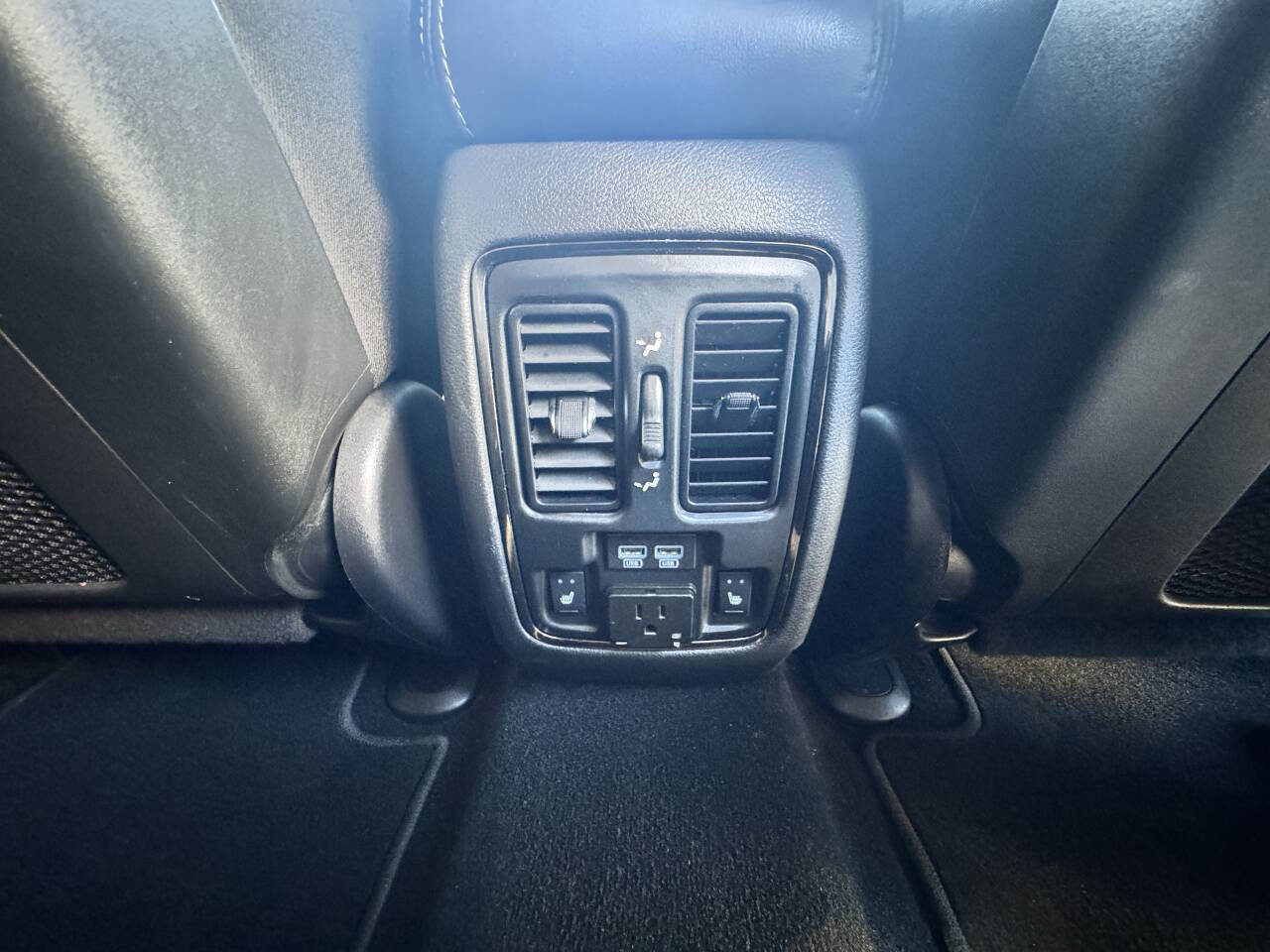 Used 2019 Dodge Durango R/T w/ Trailer Tow Group IV image 33