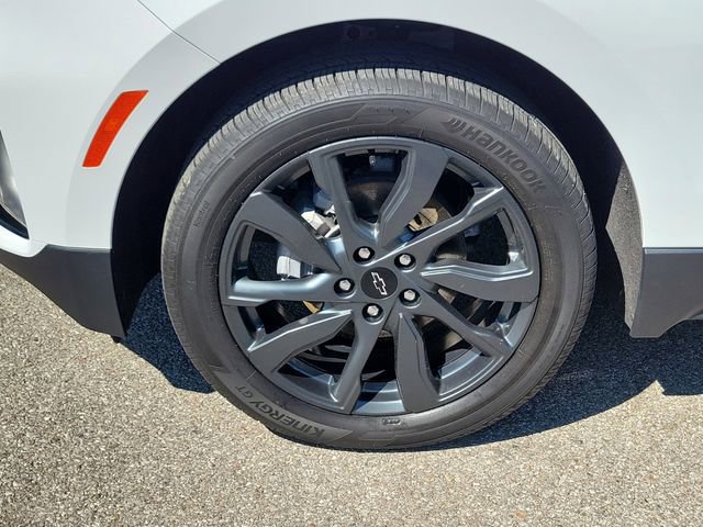 Used 2024 Chevrolet Equinox RS w/ LPO, Floor Liner Package FWD image 9